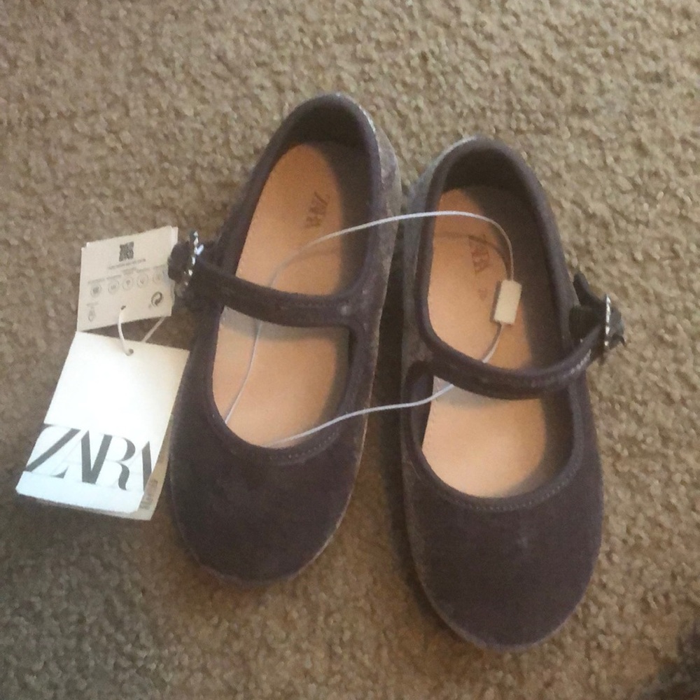 Dress flats